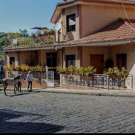 Casa Don Vicenzo Hotel Randazzo Exterior foto